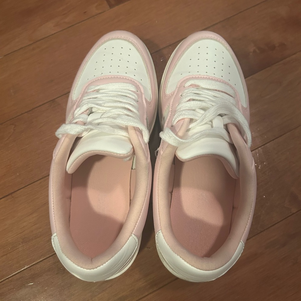 Marshalls Pink and White Women's Sneakers